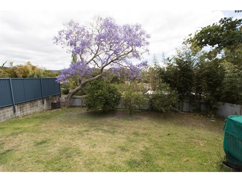 40 Beatus  Street, Unanderra NSW 2526