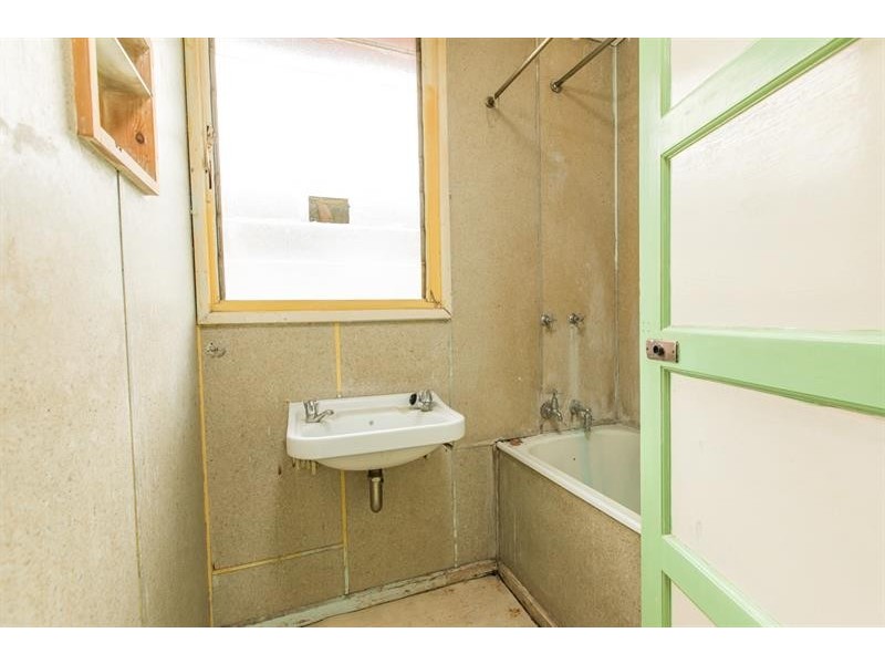 22 Barellan Ave, Dapto NSW 2530