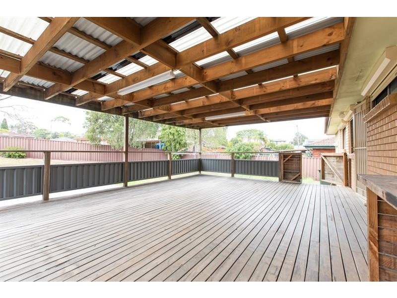15 Whitemore Ave, Georges Hall NSW 2198