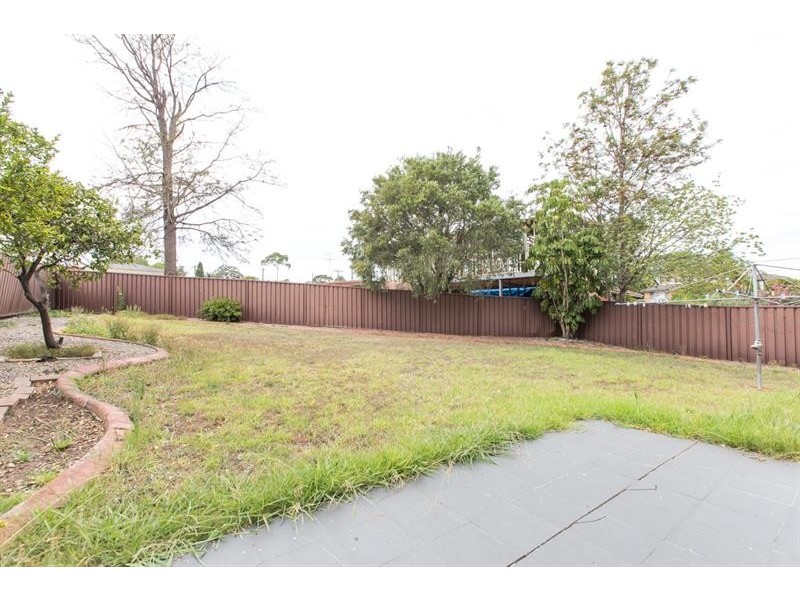 15 Whitemore Ave, Georges Hall NSW 2198