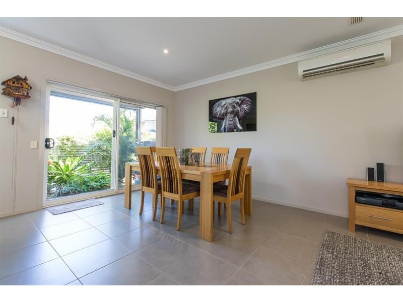 8 Haddin Rd, Flinders NSW 2529