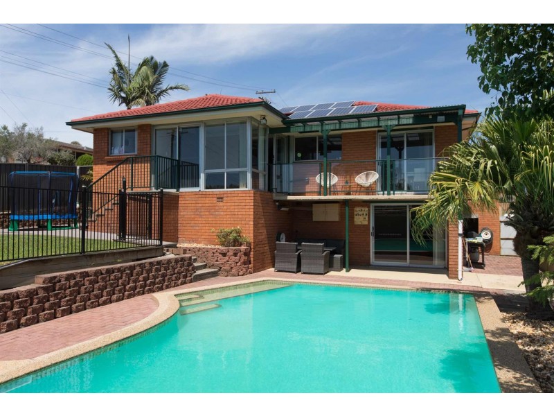 2 Kalang Ave, Kanahooka NSW 2530