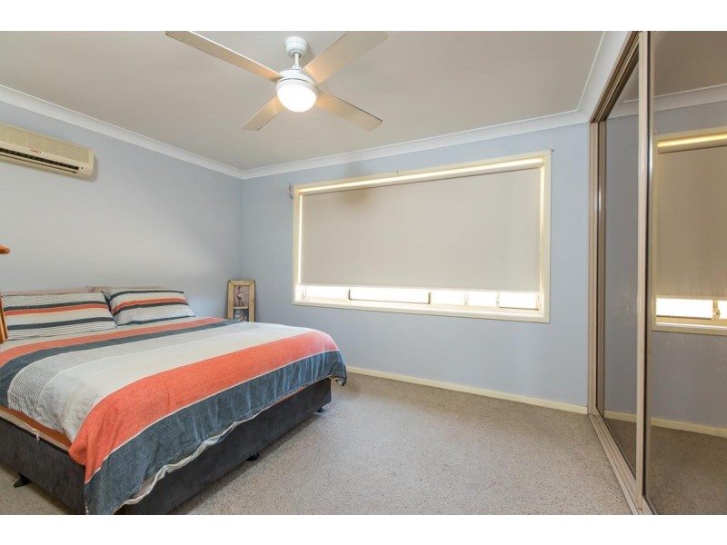 2 Kalang Ave, Kanahooka NSW 2530