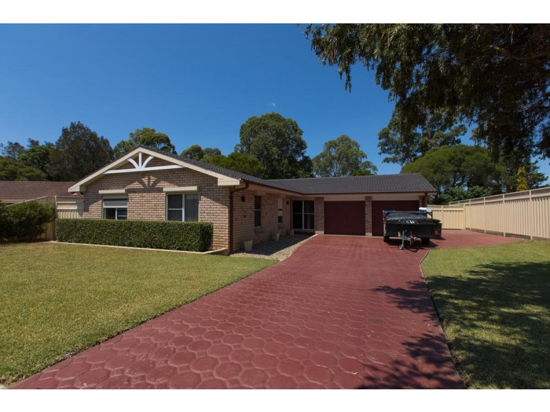 6 Dudgeon St, Albion Park NSW 2527