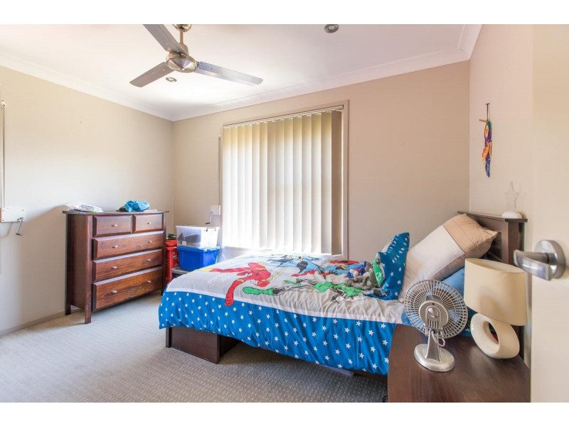 6 Dudgeon St, Albion Park NSW 2527