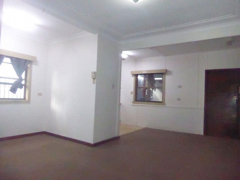 106 Princes  Highway, Albion Park Rail NSW 2527