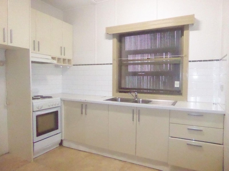 106 Princes  Highway, Albion Park Rail NSW 2527