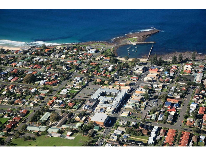 Shop 1/28 Addison  St, Shellharbour NSW 2529