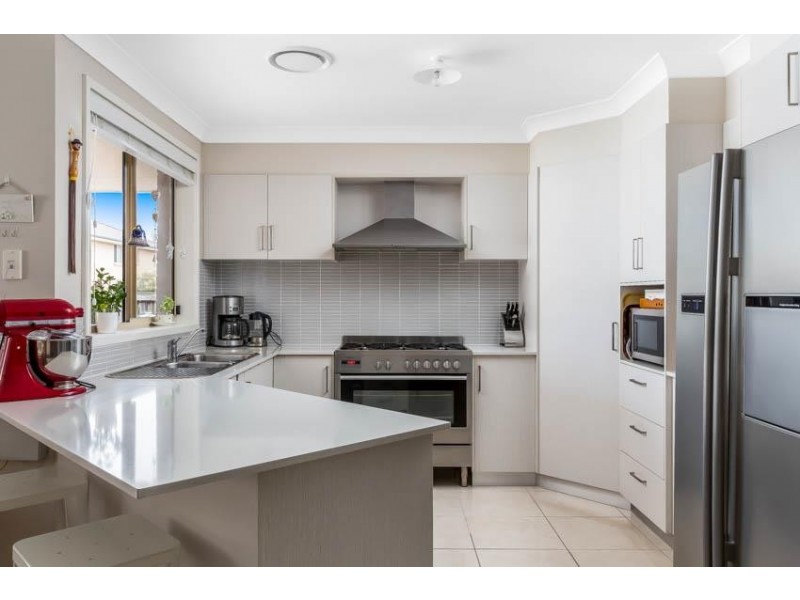 19 Caravel Crescent, Shell Cove NSW 2529