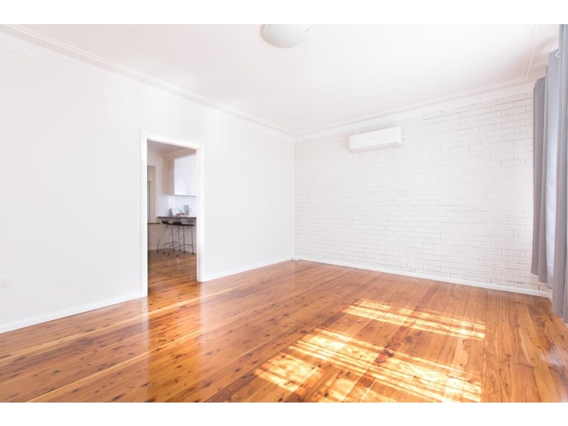 300 Shellharbour Road, Barrack Heights NSW 2528