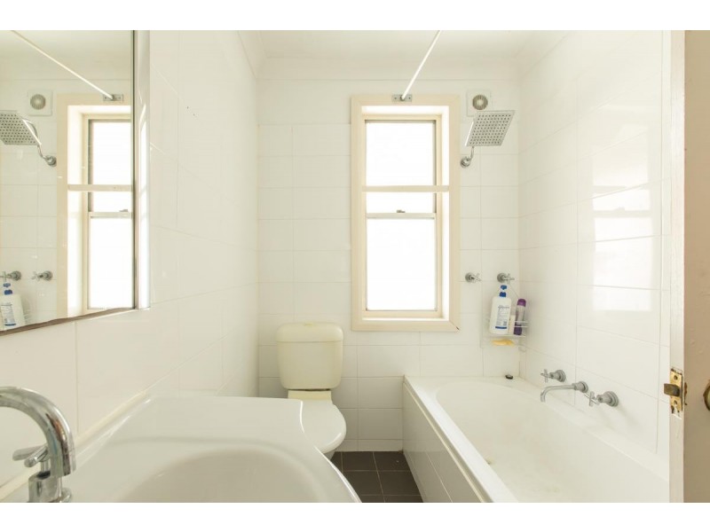 8 Devon Street, Berkeley NSW 2506