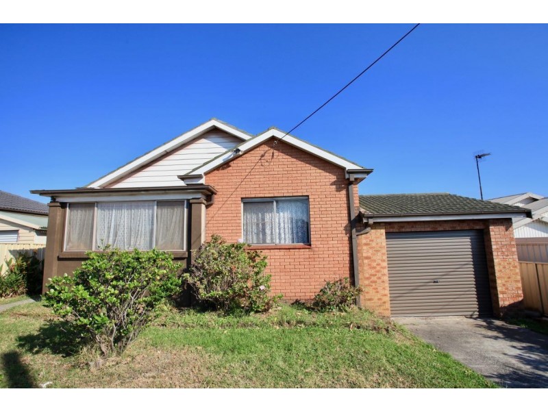 170 Lake  Avenue, Cringila NSW 2502