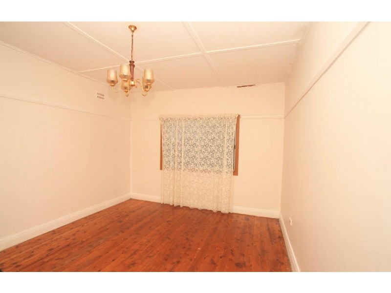 170 Lake  Avenue, Cringila NSW 2502