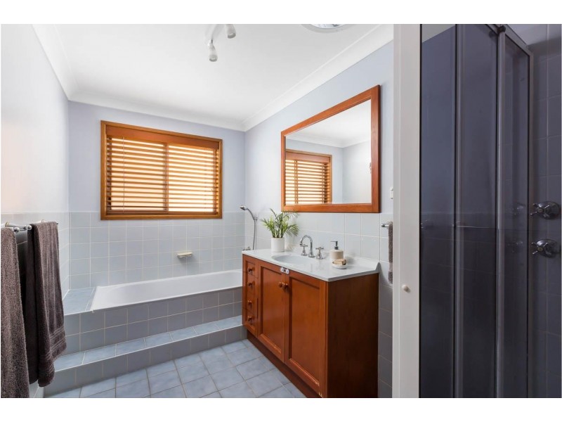 18 Cullen Drive, Kiama Downs NSW 2533