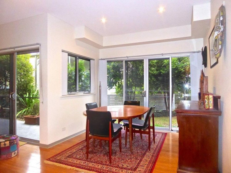 8 Korrongulla Crescent, Primbee NSW 2502