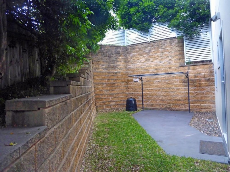 8 Korrongulla Crescent, Primbee NSW 2502