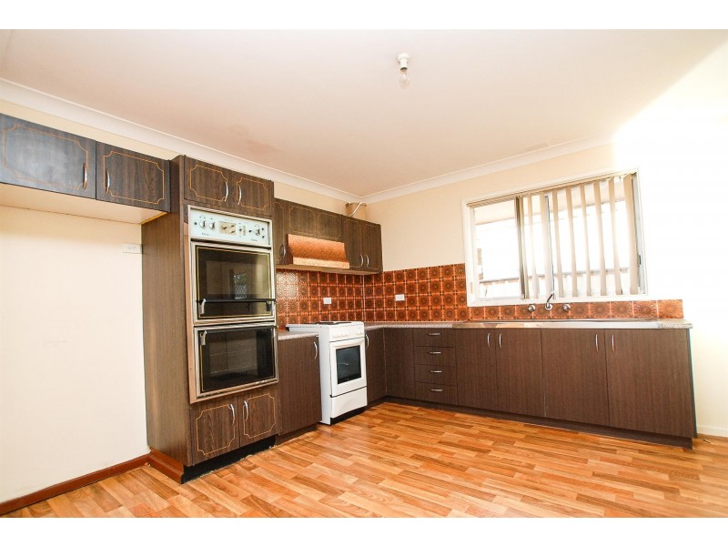 5 Dovers Avenue, Albion Park NSW 2527
