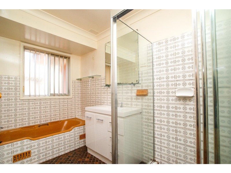 5 Dovers Avenue, Albion Park NSW 2527