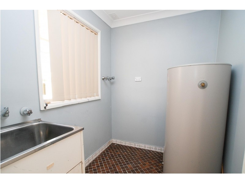 5 Dovers Avenue, Albion Park NSW 2527