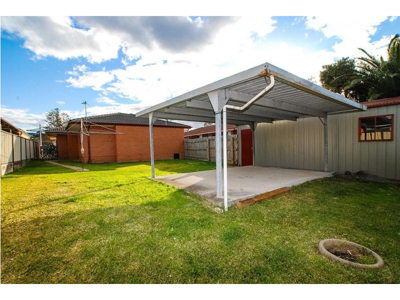 5 Dovers Avenue, Albion Park NSW 2527