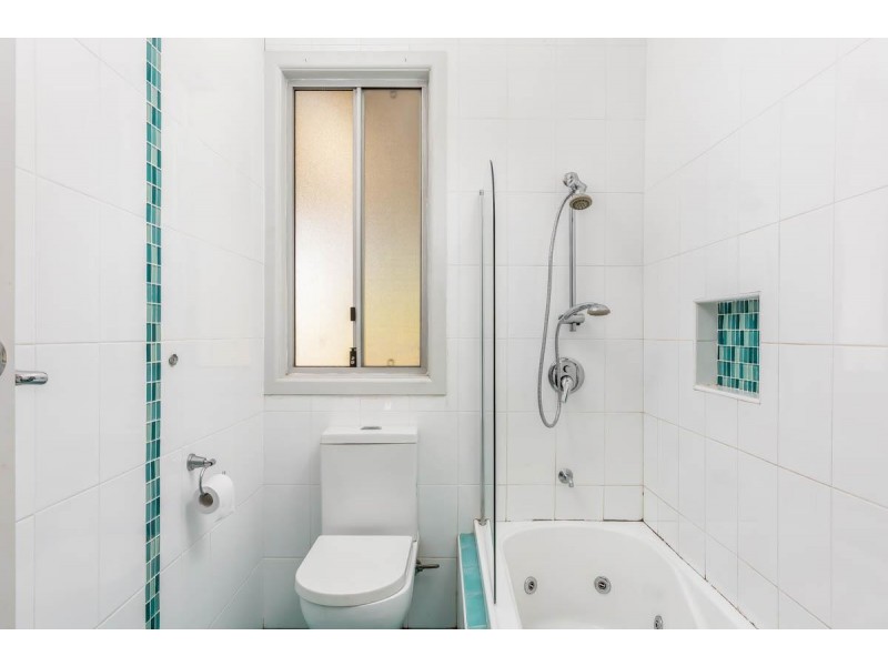 46 Lake Avenue, Cringila NSW 2502