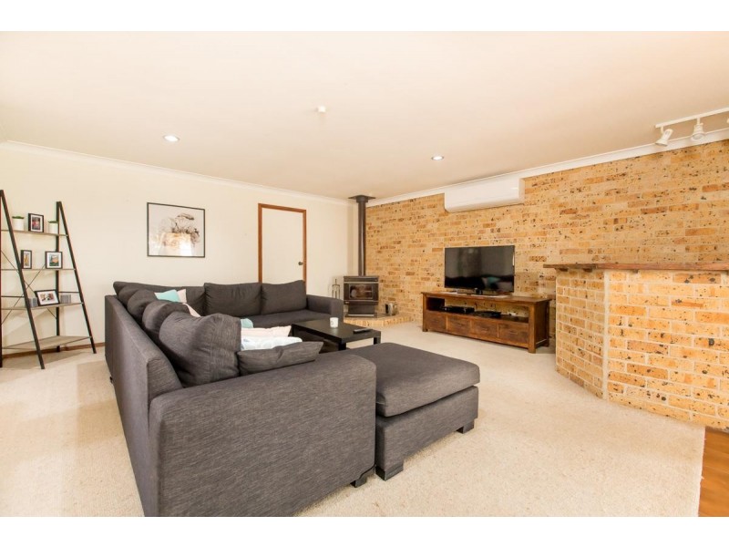 6 Princeton Place, Bomaderry NSW 2541