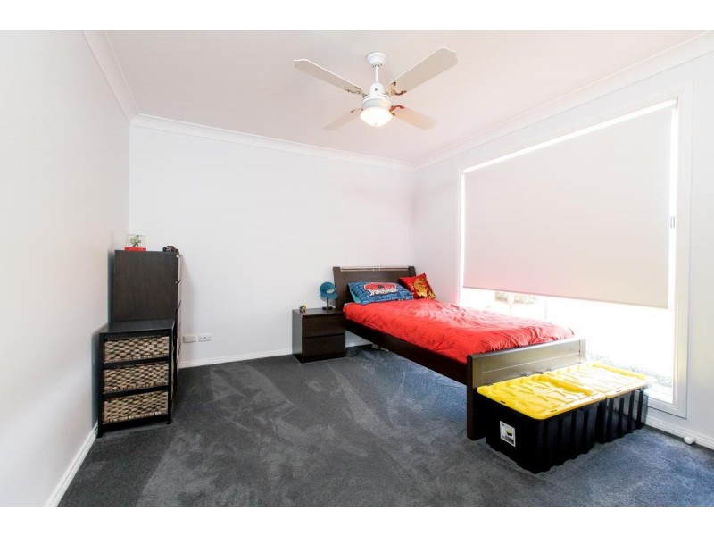 6 Princeton Place, Bomaderry NSW 2541