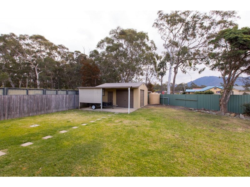 6 Princeton Place, Bomaderry NSW 2541