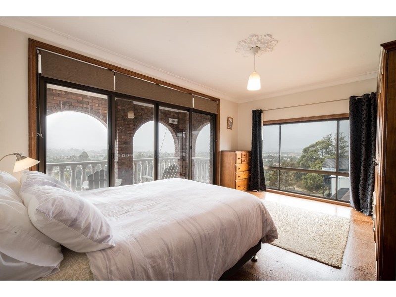 59 Iola Avenue, Farmborough Heights NSW 2526