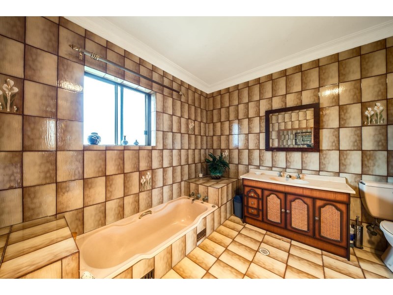 59 Iola Avenue, Farmborough Heights NSW 2526