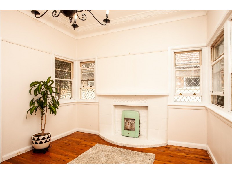 342 President Avenue, Gymea NSW 2227