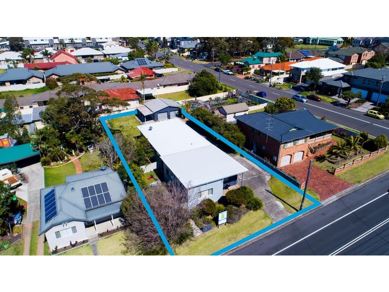 17 Balmoral Street, Balgownie NSW 2519