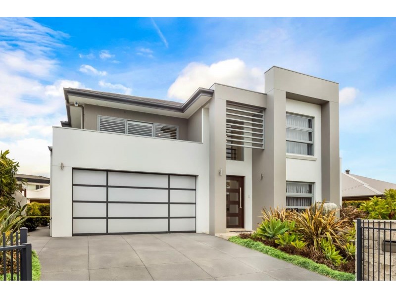 12 Windjammer Crescent, Shell Cove NSW 2529