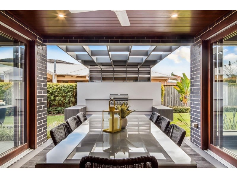 12 Windjammer Crescent, Shell Cove NSW 2529