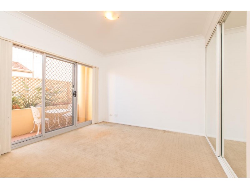 1/377 Princes Highway, Woonona NSW 2517