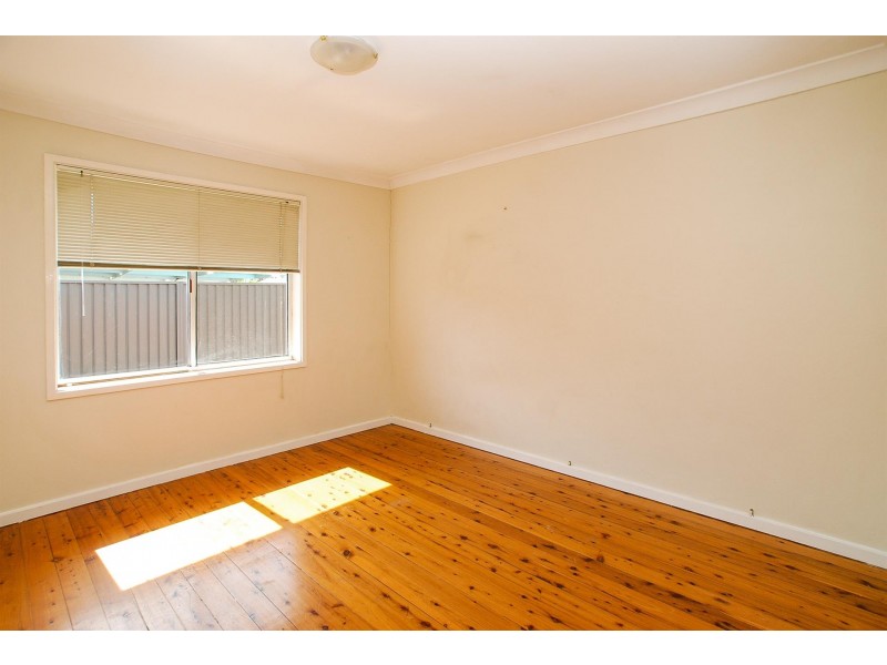 2/57 Lake Entrance Road, Warilla NSW 2528