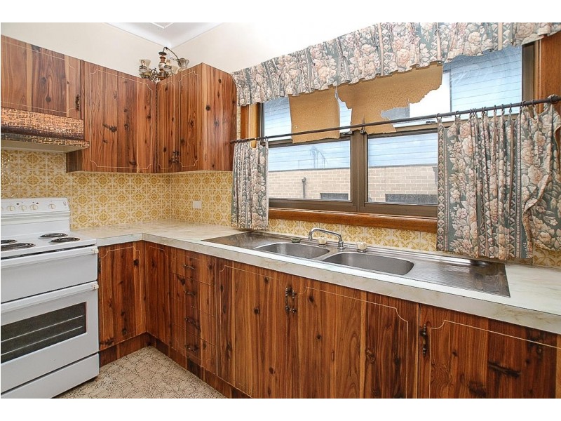 18 Third Avenue, Warrawong NSW 2502