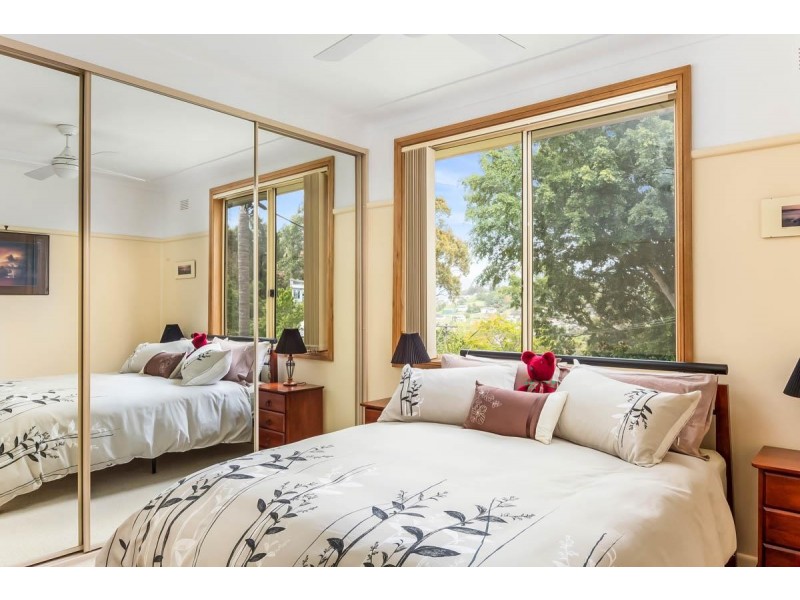 3 Leicester Street, Berkeley NSW 2506