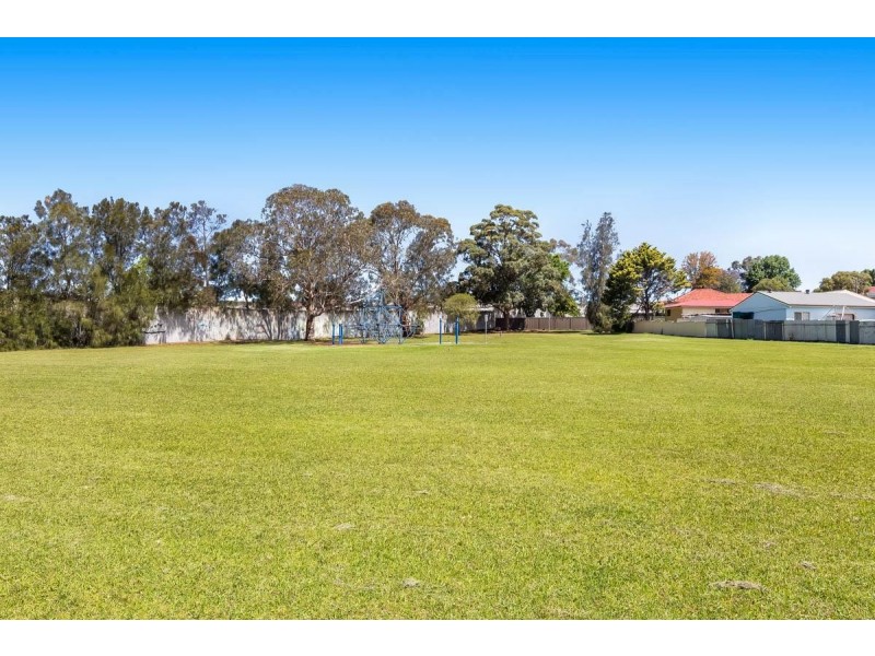 33 Kapooka  Avenue, Dapto NSW 2530