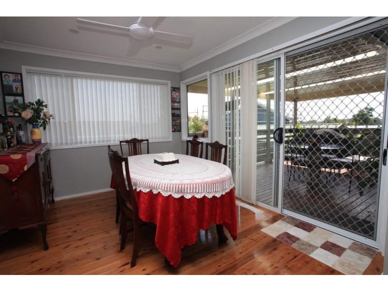 38 Charlton Street, Mount Warrigal NSW 2528