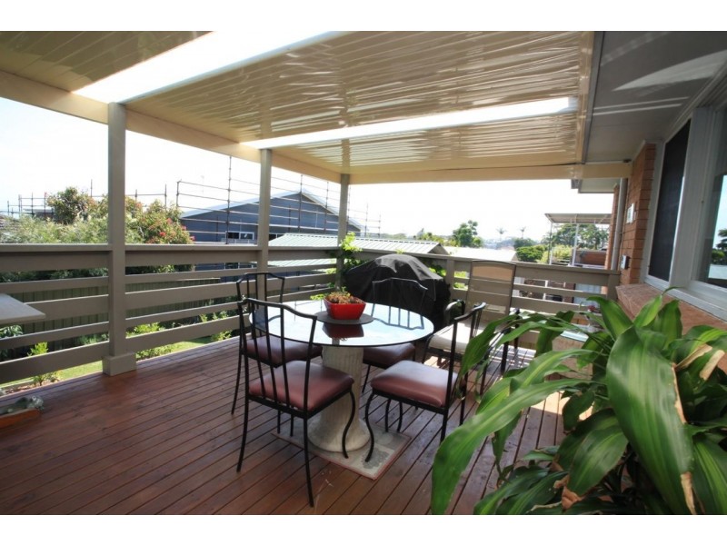 38 Charlton Street, Mount Warrigal NSW 2528