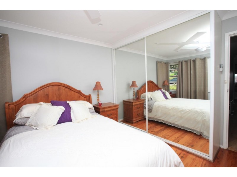 38 Charlton Street, Mount Warrigal NSW 2528