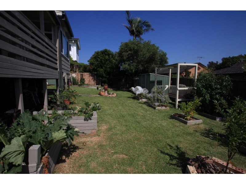 38 Charlton Street, Mount Warrigal NSW 2528