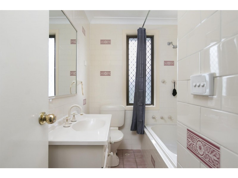 88 Lake Entrance Road, Mount Warrigal NSW 2528