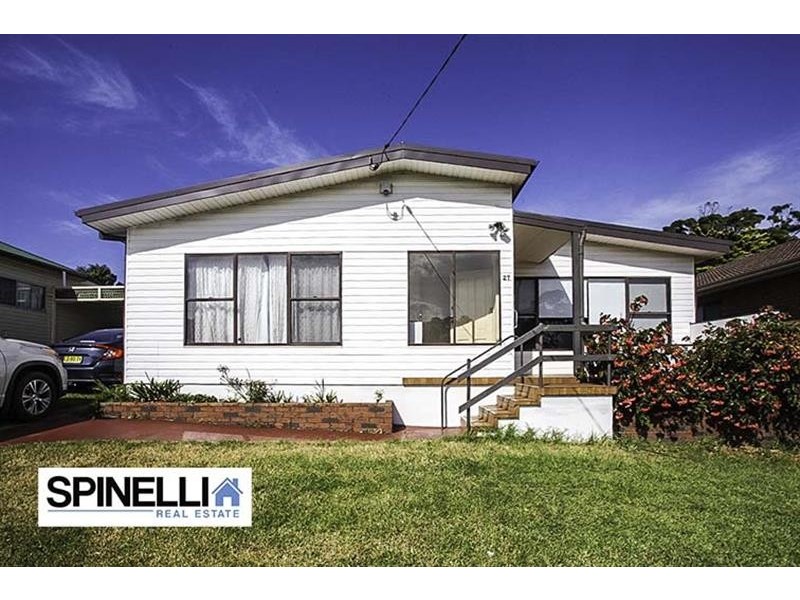 27 Buena Vista Avenue, Lake Heights NSW 2502