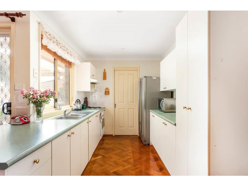 16 Tuggerah Circuit, Flinders NSW 2529