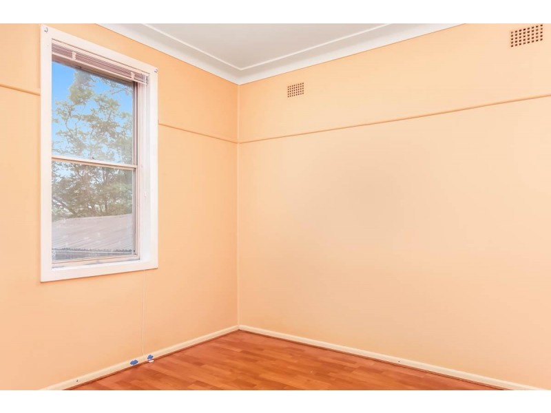 14 London Street, Berkeley NSW 2506