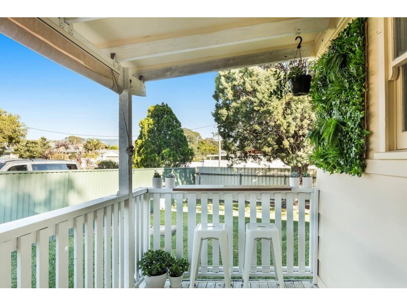 65 Deakin Street, Oak Flats NSW 2529