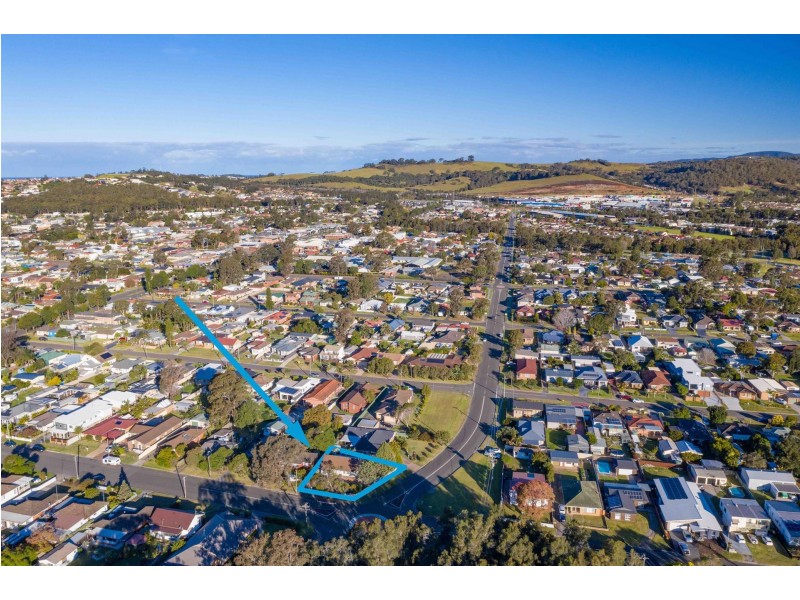 65 Deakin Street, Oak Flats NSW 2529