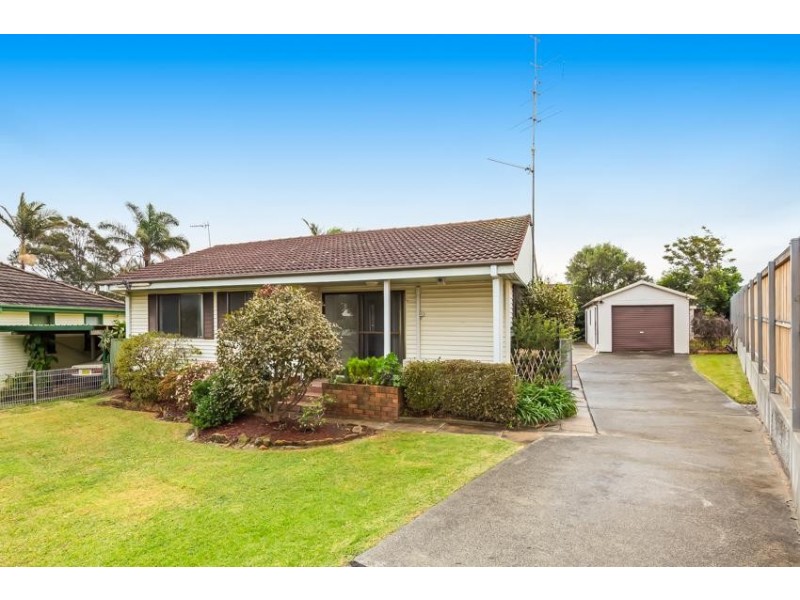 34 Day Street, Lake Illawarra NSW 2528